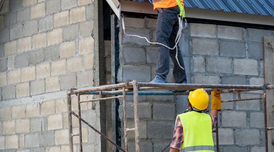 Professional gutter cleaning in Faulkton, SD